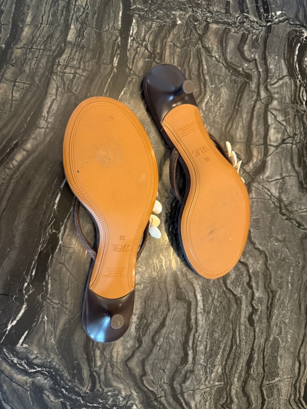 Zara Dark Brown Shell-Trim Thong Sandals - Picture 3 of 3